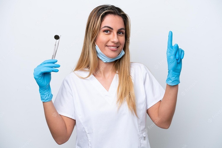 Female Dentists for Women-Only Dentistry: Is There Merit In It?